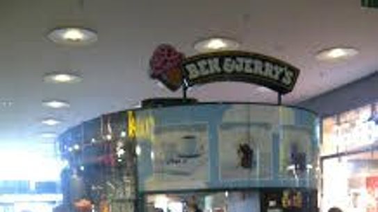  photo HelsinkiMall.jpg