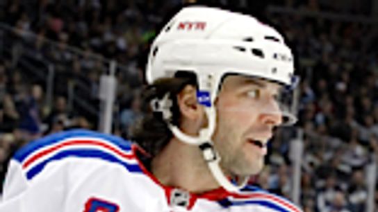 Game 7: NYR 2 PHI 1, Carcillo/Pouliot w/ Goals, Strong D/Hank, Pitt Up Next (penguins)