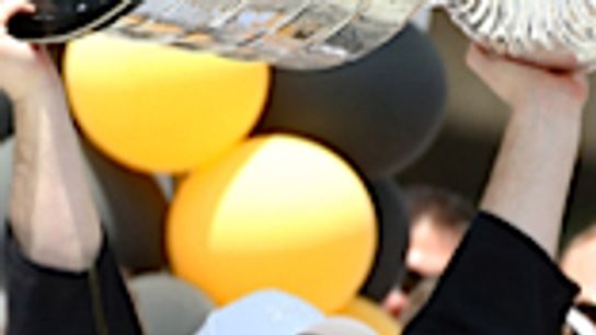 Phil Brings Thrill To Children's Hospital In Toronto (Phil Kessel)