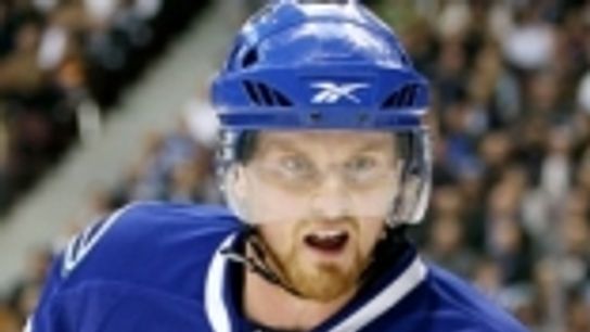 Islanders interest in Sedins & Byfuglien. Leafs interest in Spezza (NHL rumors)