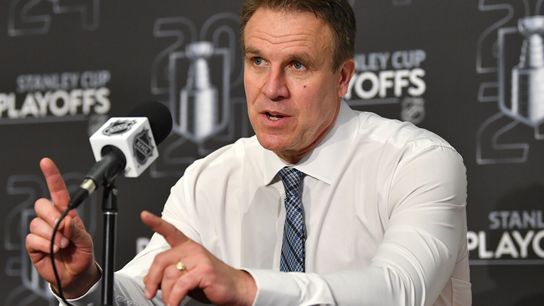 The Jim Hiller Reunion: 4 Reasons He’s Perfect for the Maple Leafs And 3 Reasons to Worry (NHL News)
