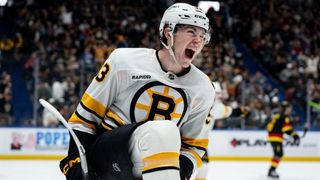 Fraser Minten Signs Seven Year Extension With Boston Bruins (NHL News)
